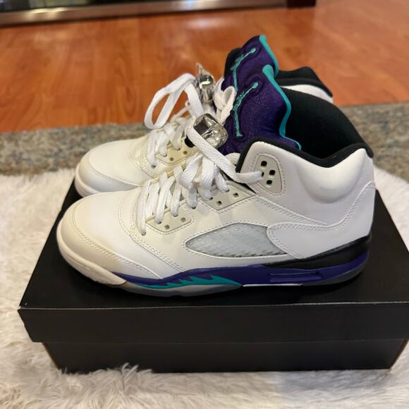 Air Jordan Kid’s Retro Grape 5’s Size 5.5 - Picture 6 of 10